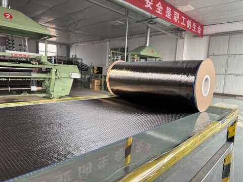 Wet Lay-Up vs. Prepreg Systems: Choosing the Right CFRP Application Method